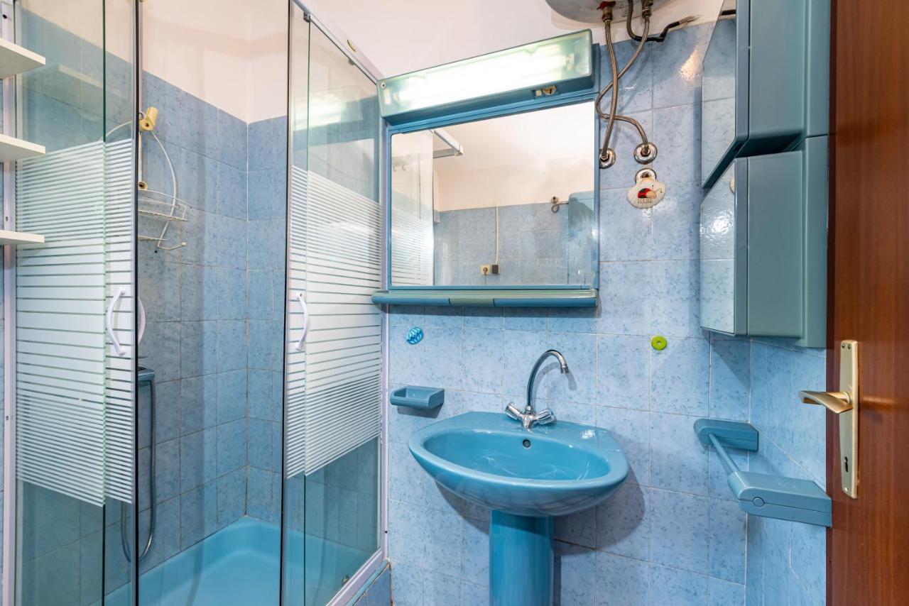 Apartment Sea And Mountain With Pool Novigrad  Luaran gambar